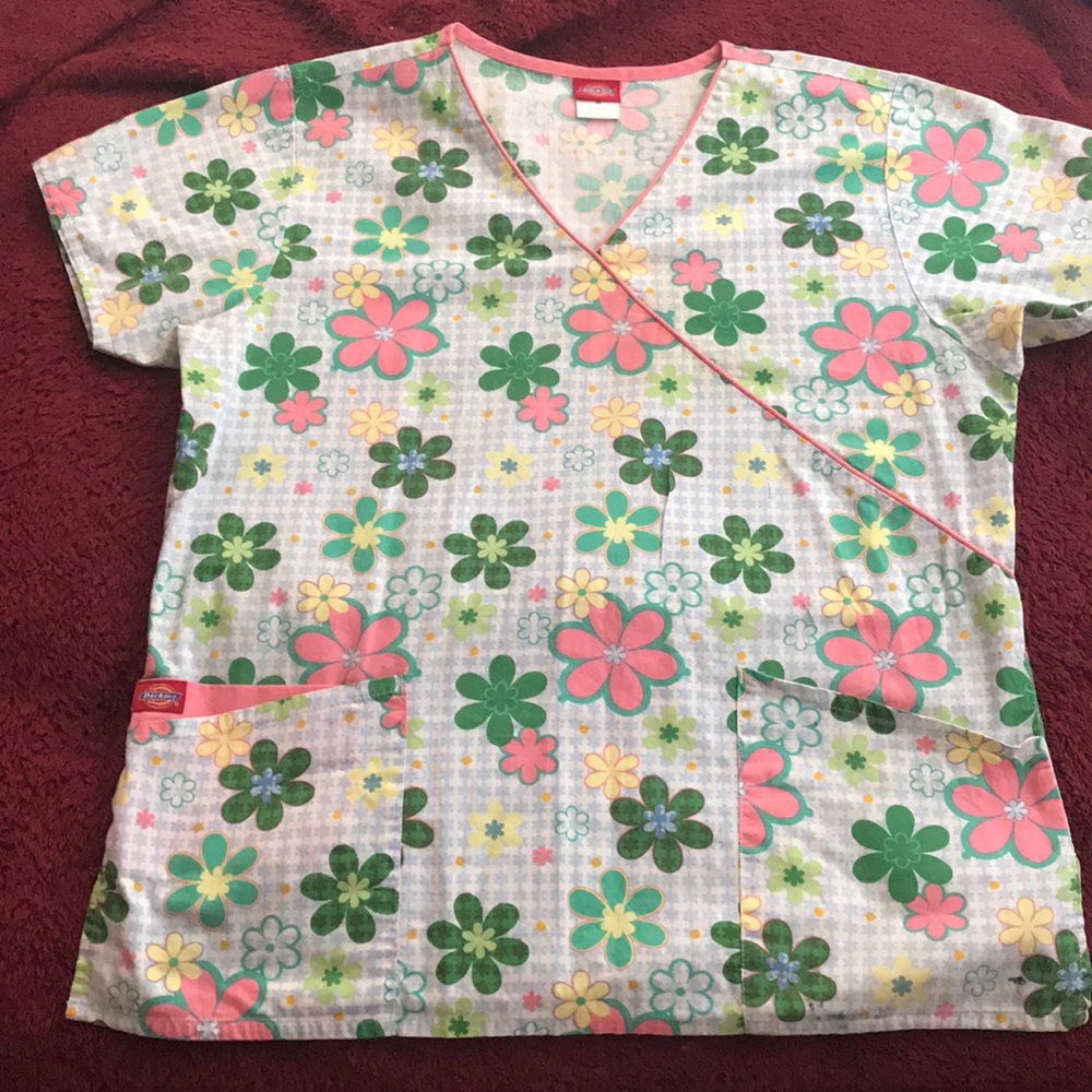 Dickies scrub top